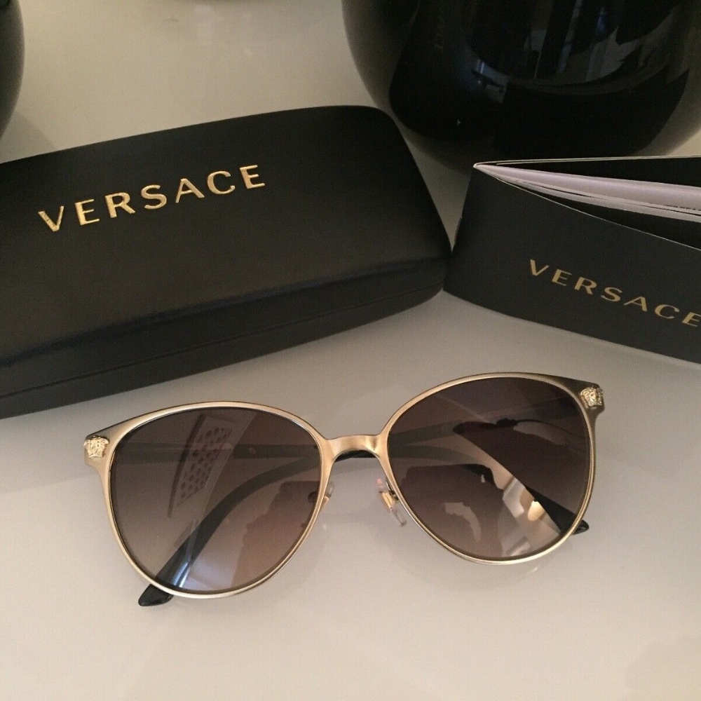Authentic Versace Sunglasses 2168/Brand New!